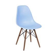 22446.1.cadeira-eames-azul-claro-base-marrom-diagonal