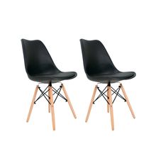 conjunto-com-2-cadeiras-saarien-em-madeira-e-pp-pretas-e-EC000021234
